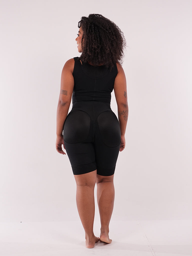 espalda-de-Priko-Faja-Colombiana-de-Media-pierna