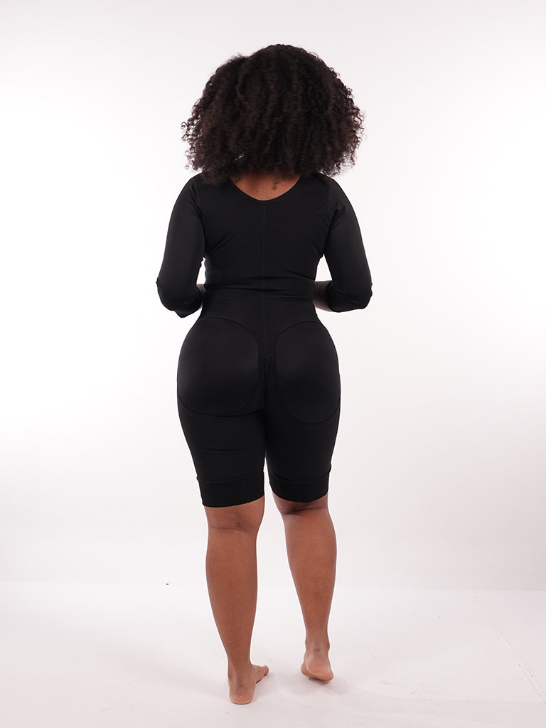 faja-para-levantamiento-de-gluteo-con-una-Priko-Faja-Colombiana-completa-de-media-pierna